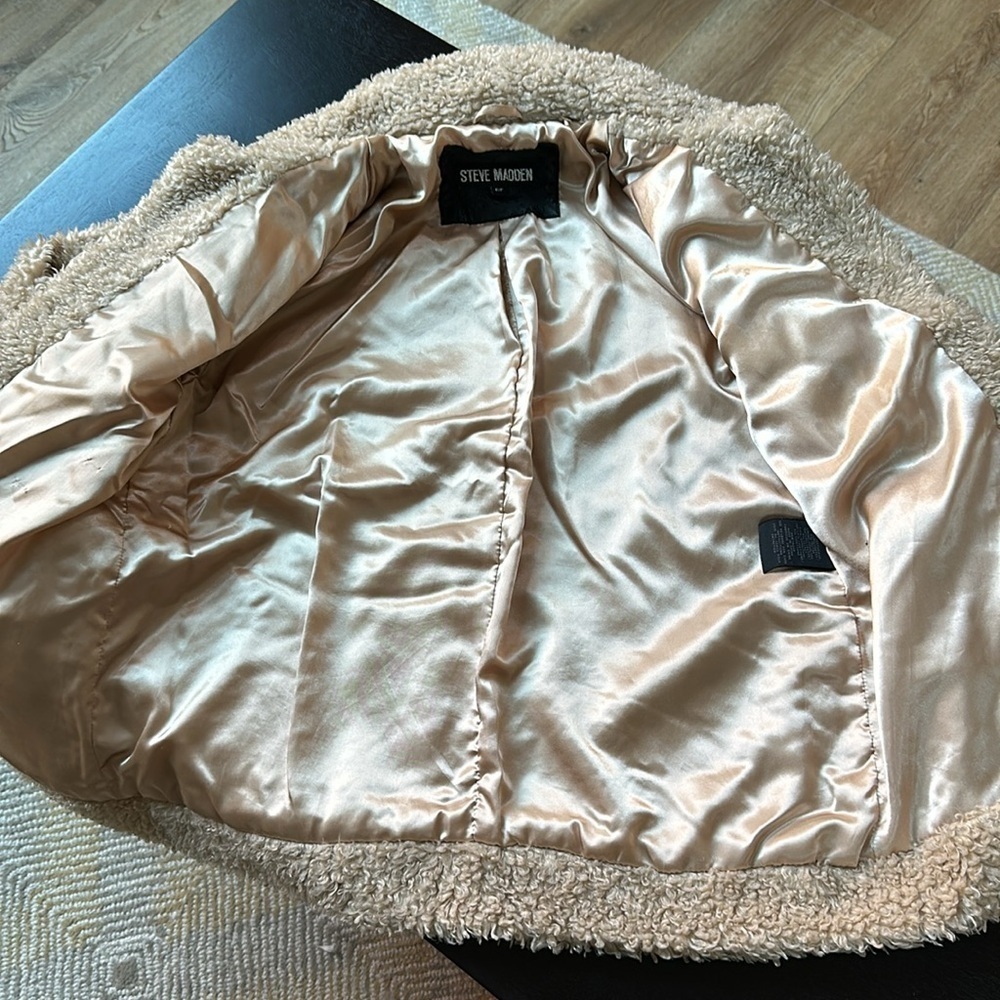 Steve Madden teddy bear jacket zip front jacket. - Picture 4 of 9